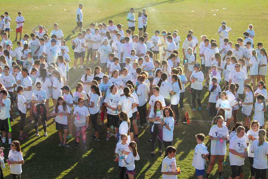 Christ Church and St. Joes students gather together after the run (Olivia Thurmond/Staff Photo)