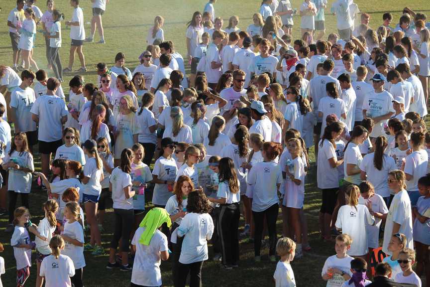 The CCES family at the Color Run (Olivia Thurmond/Staff Photo)