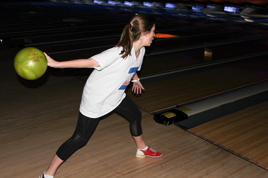 Upper School students bowled the night away on Wednesday of Spirit Week.